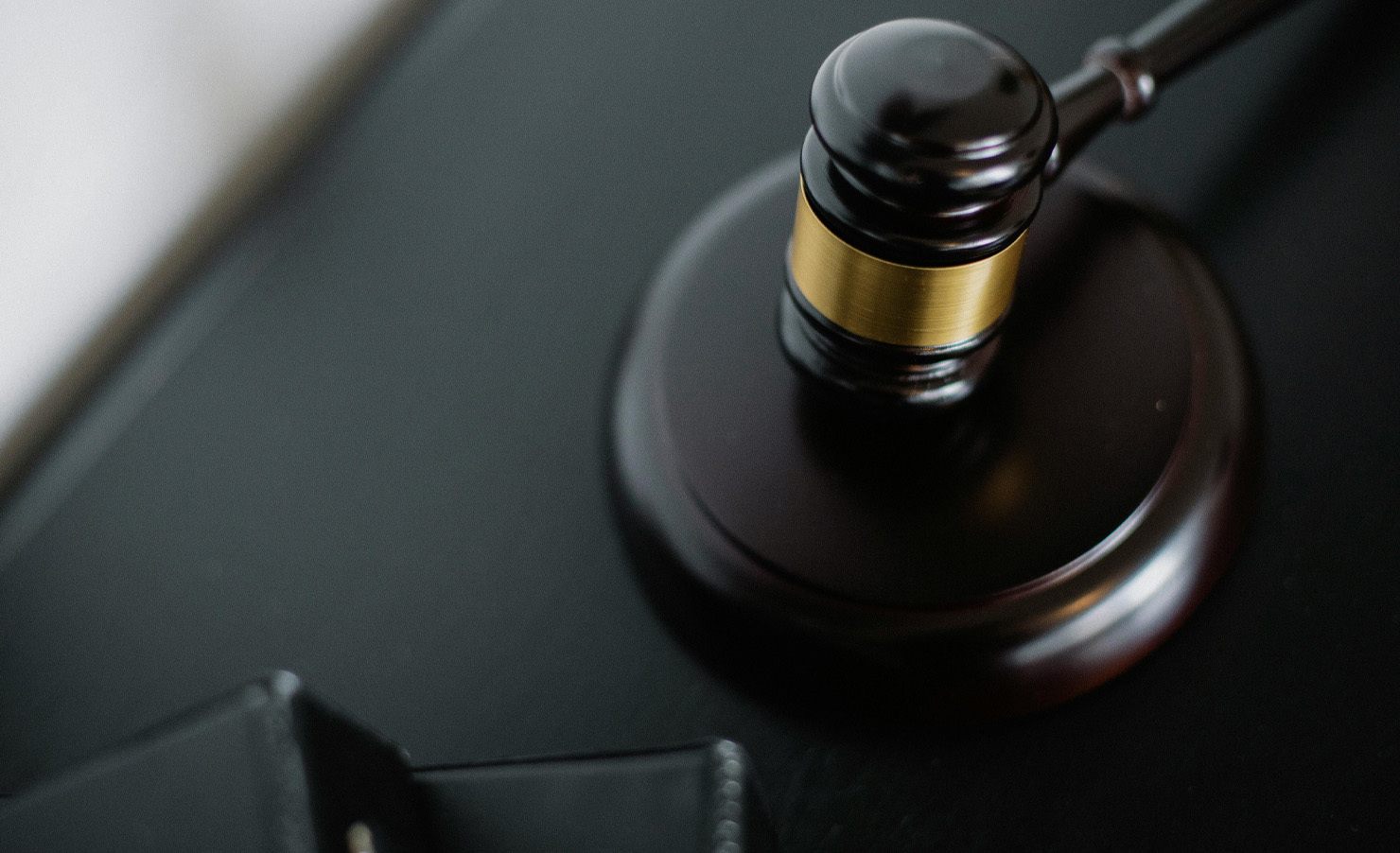 McKINNON Legal